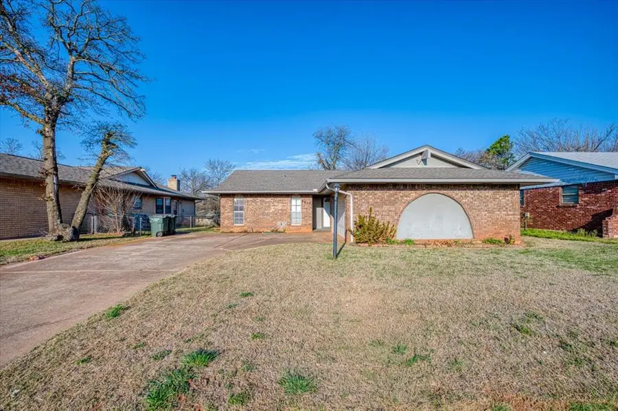 3917 Clendon Way, Del City, OK 73115 - #2