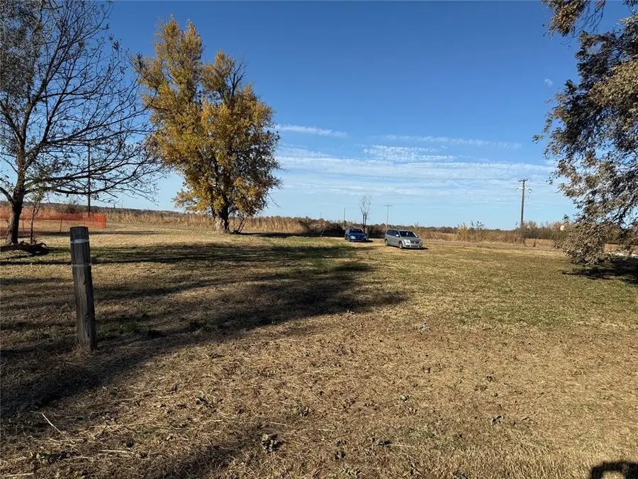 807 W College Avenue, Guthrie, OK 73044 - #2