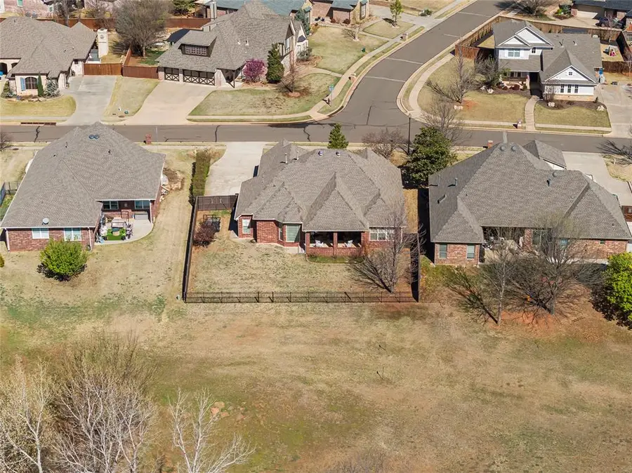 2240 Heavenly Drive, Edmond, OK 73012 - #3