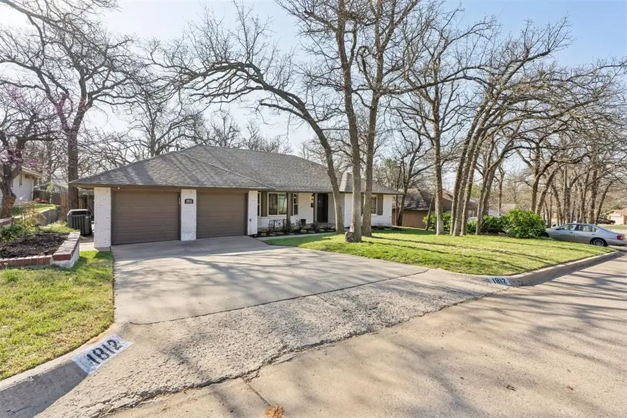 1812 N Oakhill Road, Bethany, OK 73008 - #2