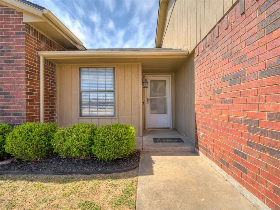 1701 Butterfield Trail, Choctaw, OK 73020 - #2