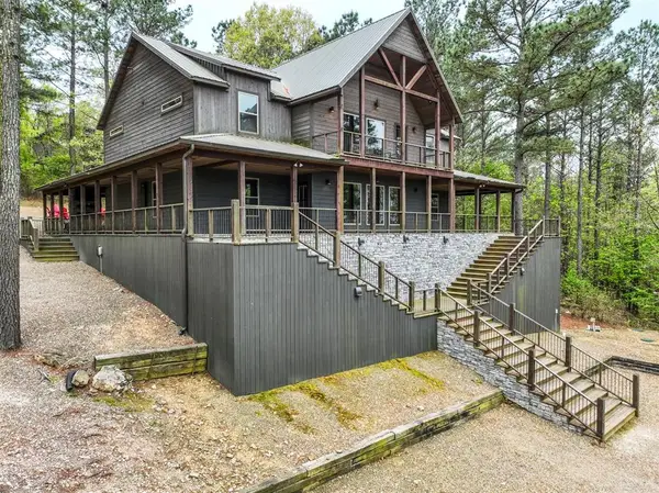 405 Red Berry Trail, Broken Bow, OK 74728