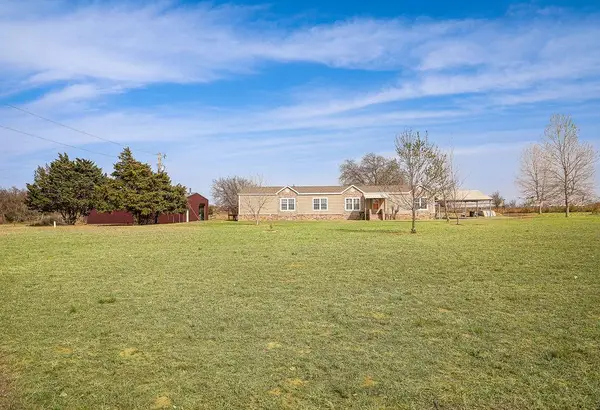 12322 Us 283 Highway, Sayre, OK 73662