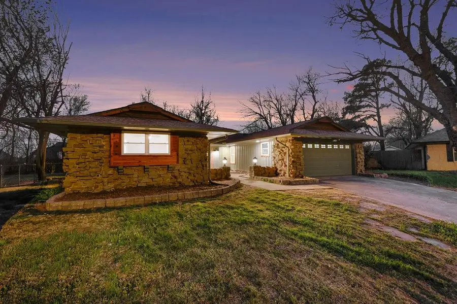 3870 Bristol Drive, Norman, OK 73072 - #3