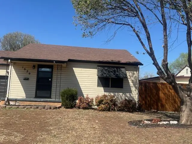 1029 E Walnut Street, Altus, OK 73521 - #1