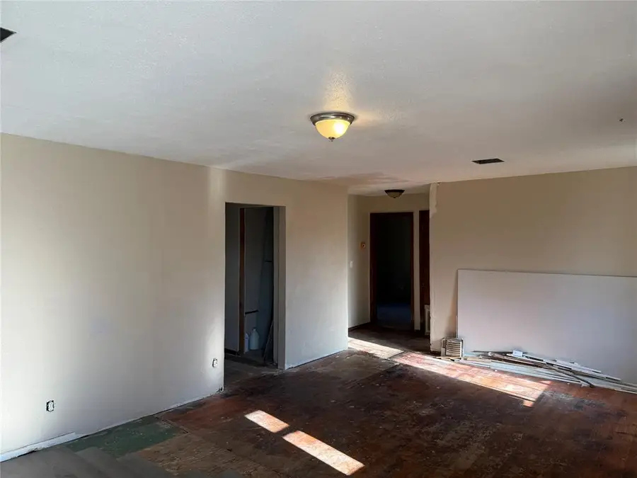 603 S Marion Avenue, Midwest City, OK 73130 - #3