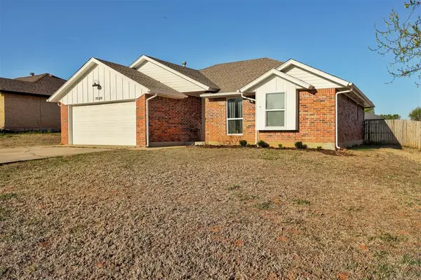 1909 Cimarron Trail, Choctaw, OK 73020