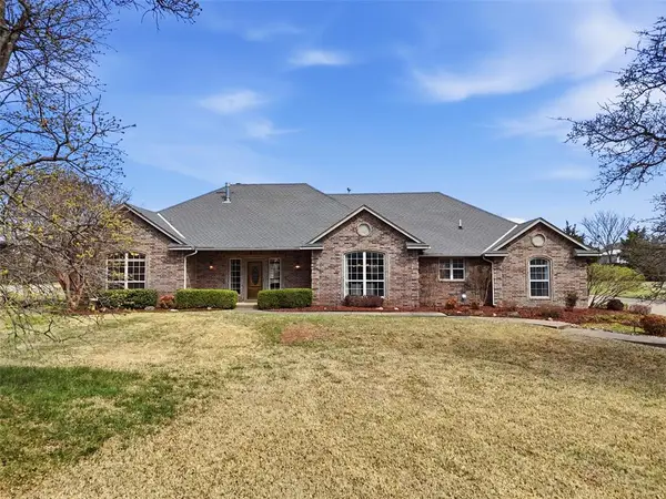 7951 Lake Vista Road, Edmond, OK 73034