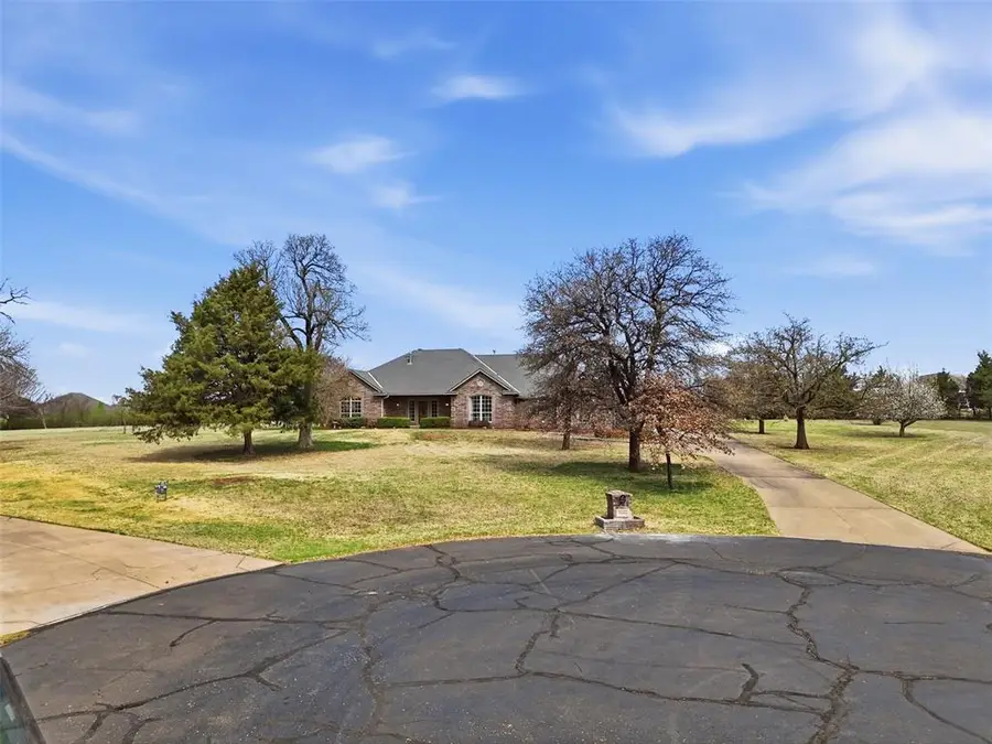 7951 Lake Vista Road, Edmond, OK 73034 - #3