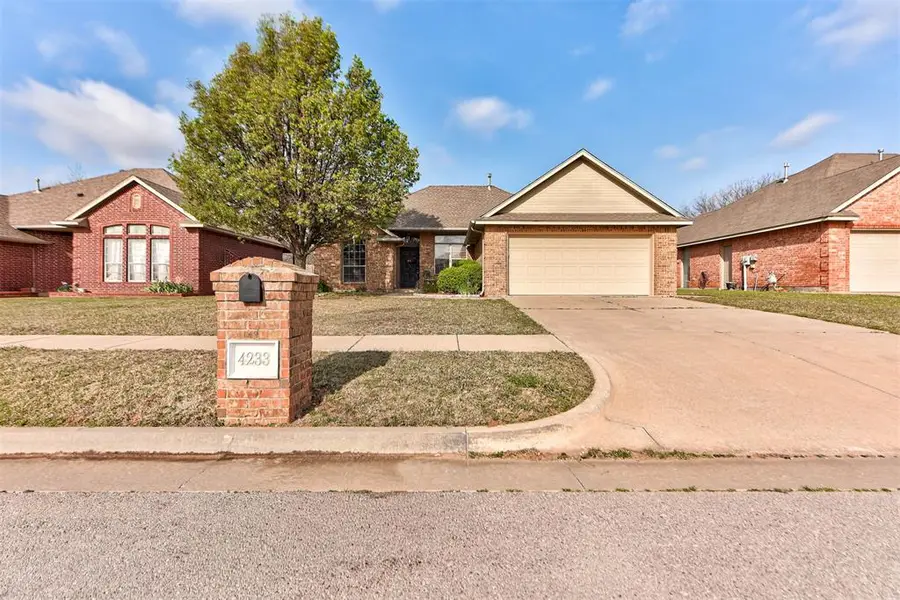 4233 Notting Hill Drive, Moore, OK 73160 - #3