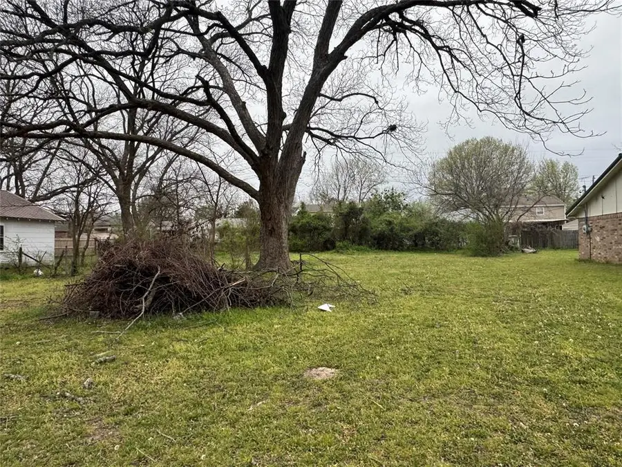 1215 N Gessel Street, Seminole, OK 74868 - #2