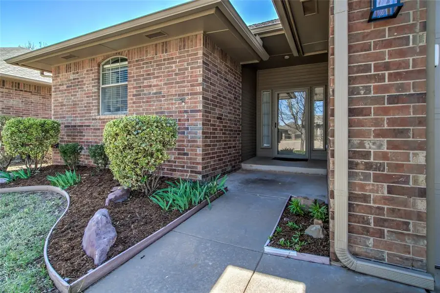 16133 Silverado Drive, Edmond, OK 73013 - #3