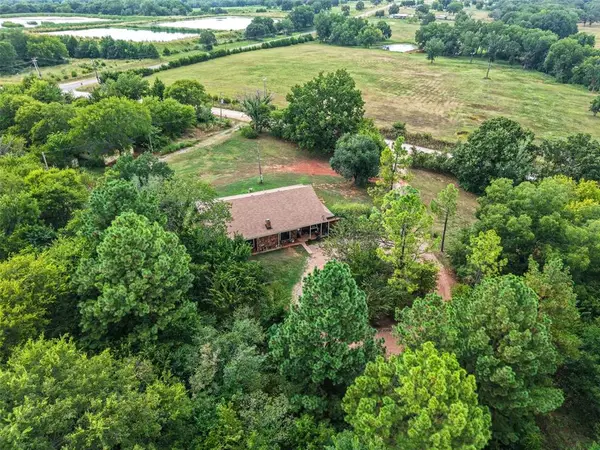 41587 Skelly Road, Asher, OK 74826