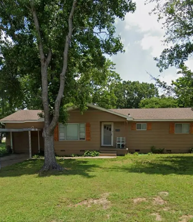 1204 S Seminole Avenue, Wewoka, OK 74884 - #1
