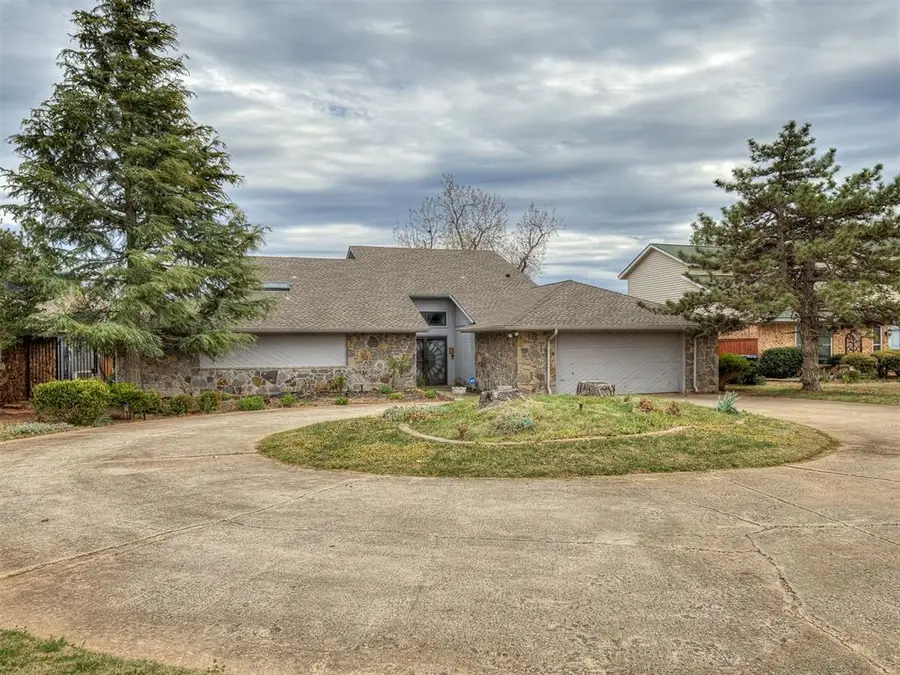 10604 Admiral Drive, Oklahoma City, OK 73162 - #2