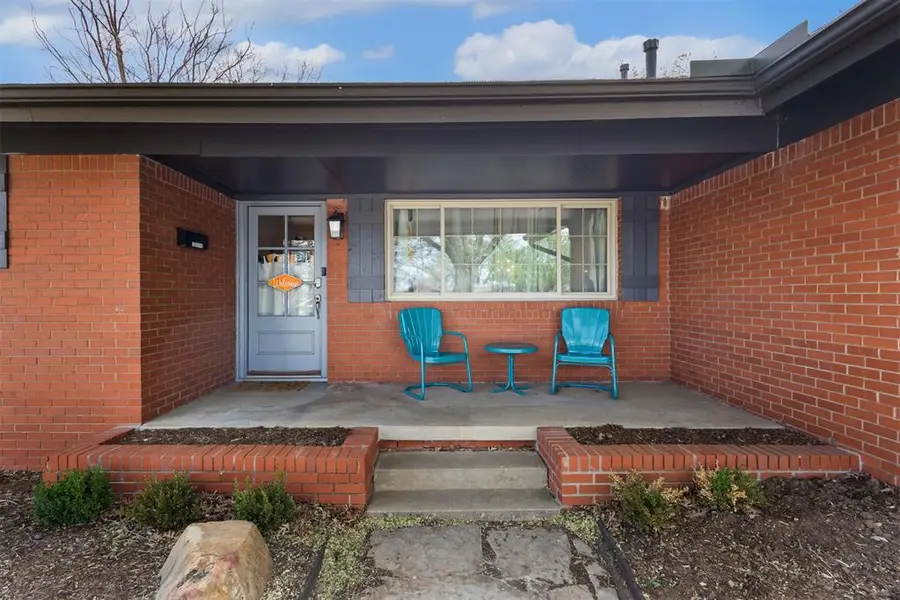 2732 Ridgeview Drive, The Village, OK 73120 - #3