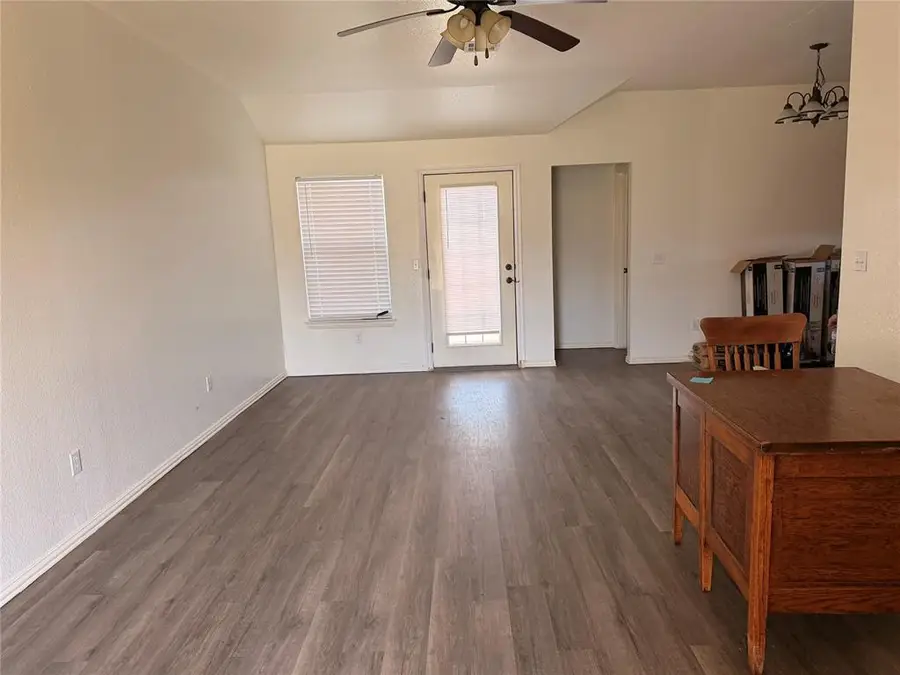 4913 Travertine Drive, Ardmore, OK 73401 - #2