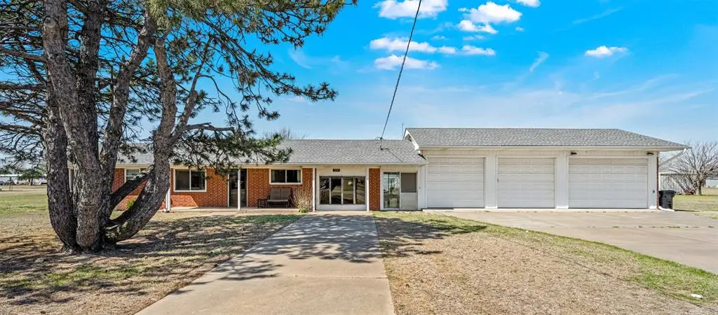 210 Chickasha Avenue, Amber, OK 73004 - #1