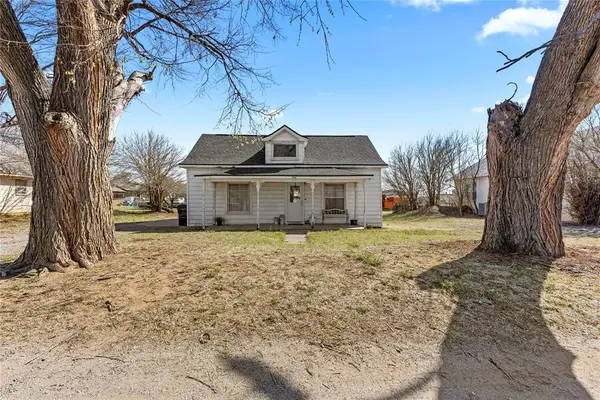 414 E 6th Street, Hydro, OK 73048
