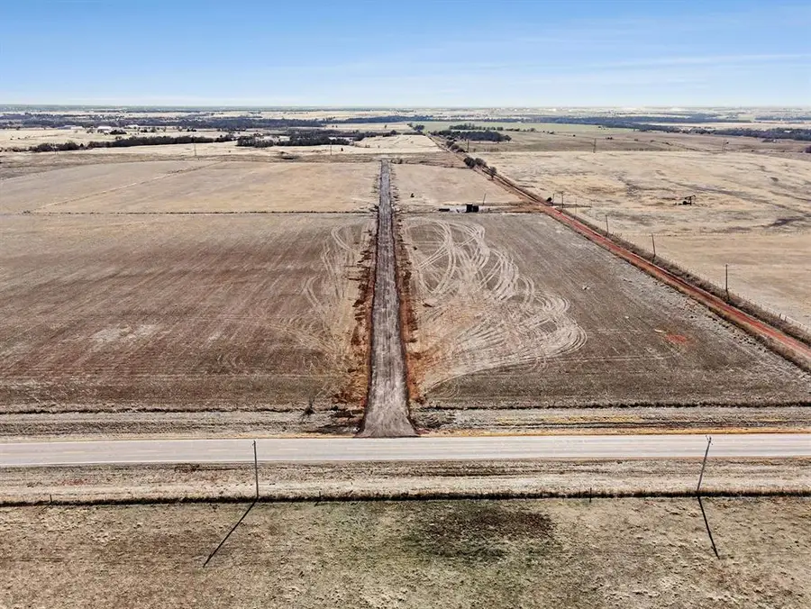 8301 Orchid Way, Cashion, OK 73016 - #2