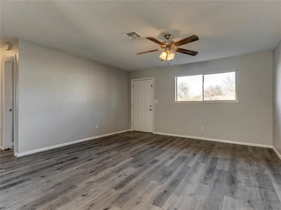 207 Stanton Drive, Norman, OK 73071 - #2