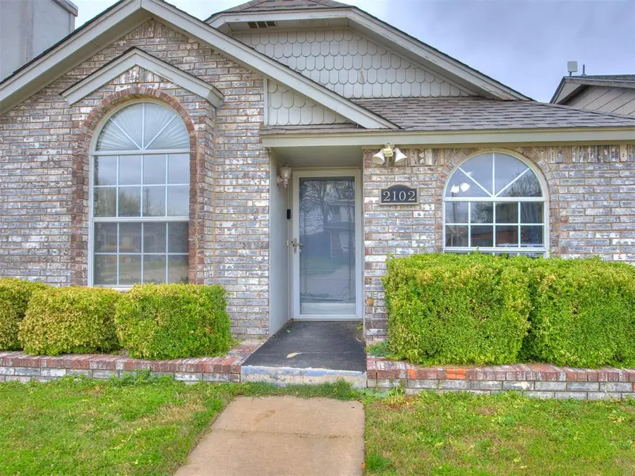 2102 Lakecrest Drive, Oklahoma City, OK 73170 - #2