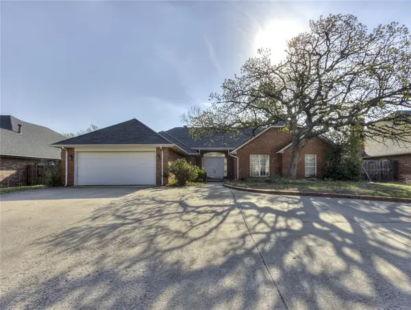 307 Club House Drive, Shawnee, OK 74801