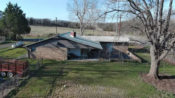 36596 E 1310 Road, Wewoka, OK 74884
