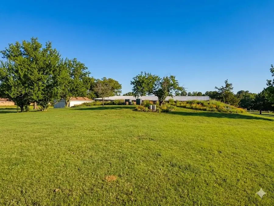 1163 N 4280 Road, Hugo, OK 74743 - #2