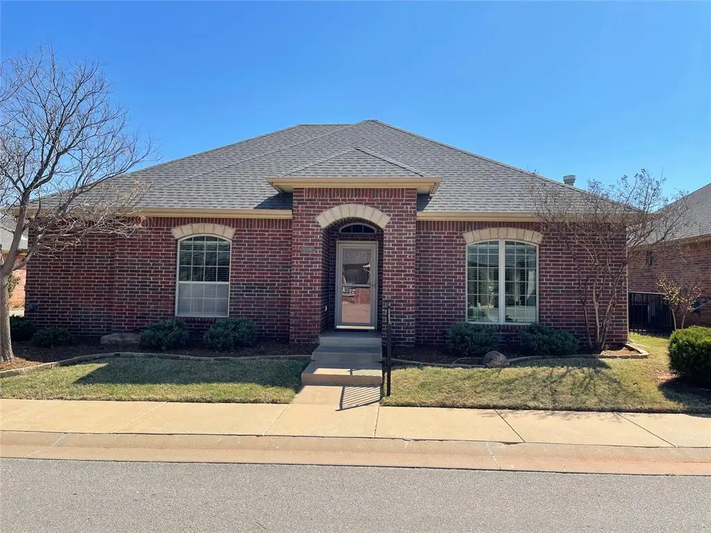 10316 Hawthorn Drive, Oklahoma City, OK 73120 - #1