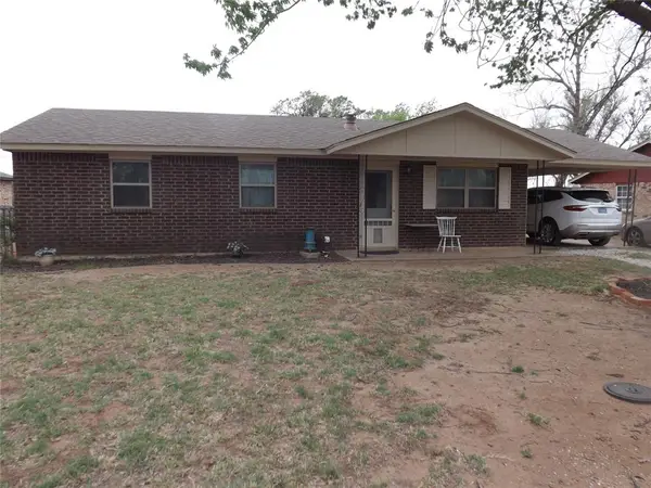 315 E Ada Street, Tipton, OK 73570