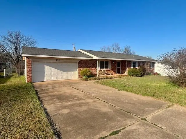 716 W Hartwood Avenue, Stillwater, OK 74075 - #3