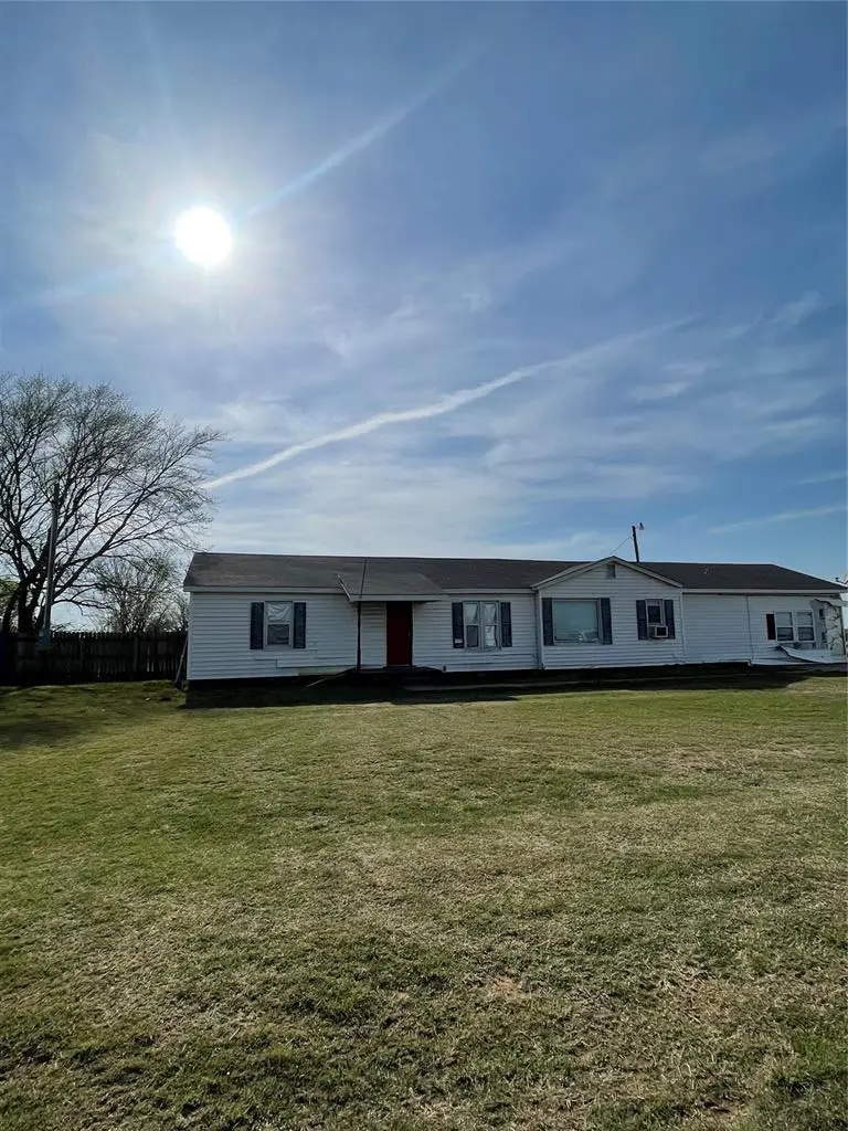 11705 State Highway 76, Lindsay, OK 73052 - #1