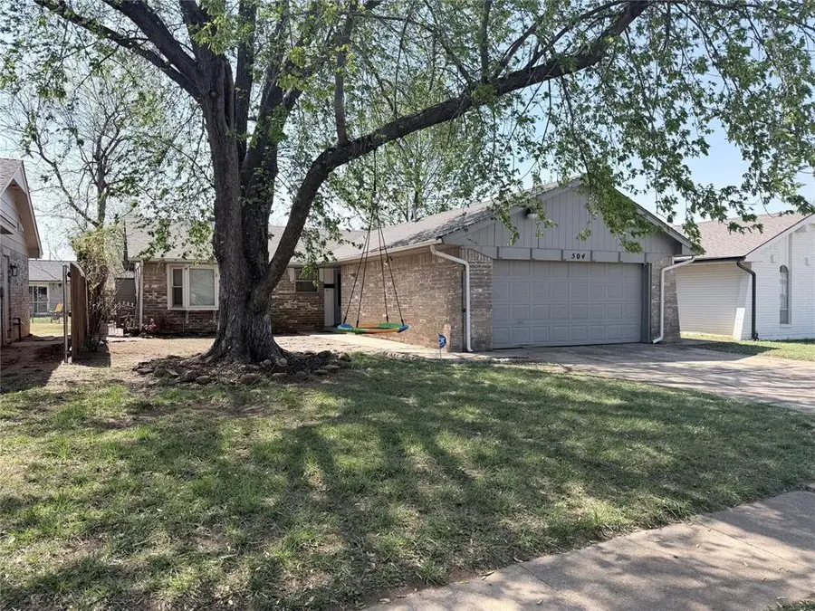 504 Gayclifee Terrace, Edmond, OK 73003 - #2