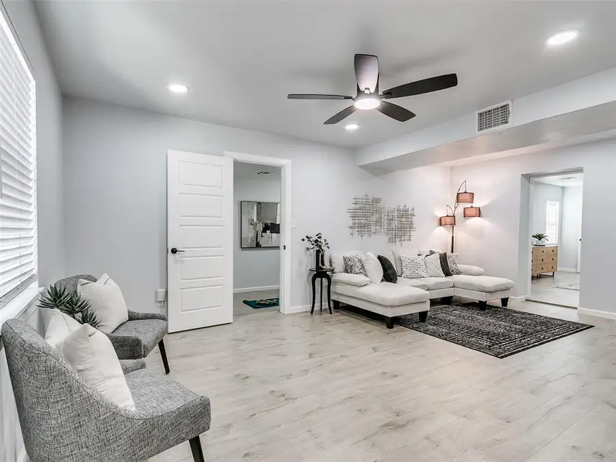 1128 NW 15th Street, Oklahoma City, OK 73106 - #3