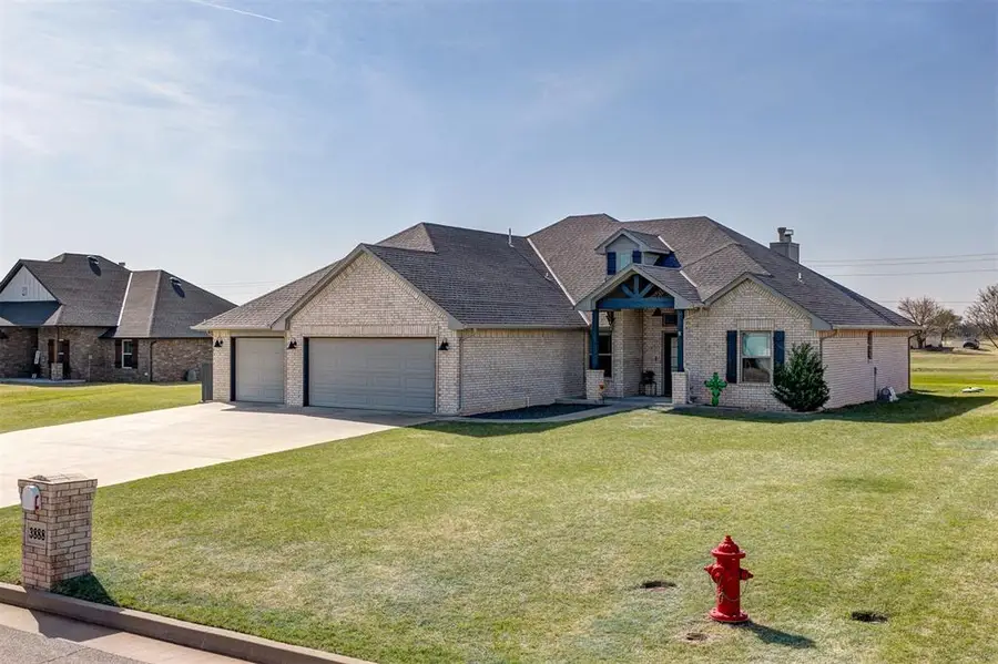 3888 Eastridge Circle Ne, Piedmont, OK 73078 - #3