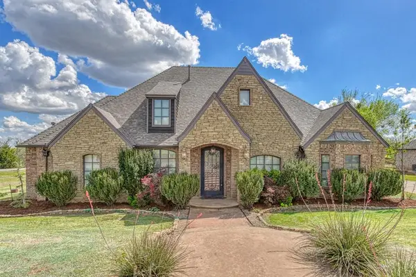 2293 Cottage Lane, Blanchard, OK 73010