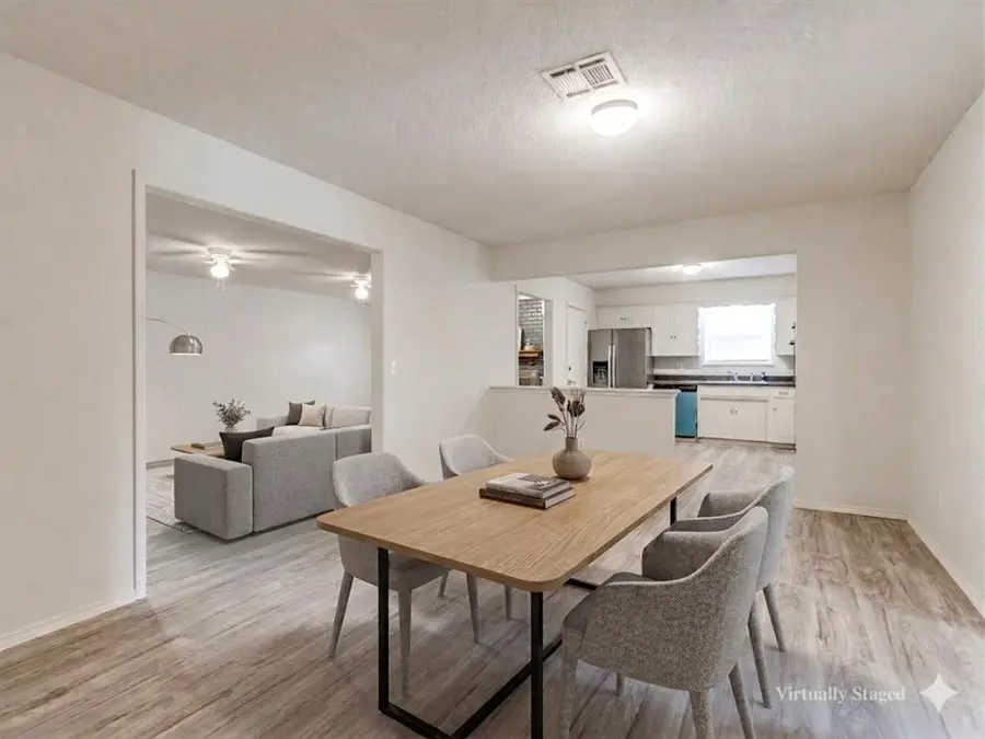 637 Lotus Avenue, Oklahoma City, OK 73130 - #3