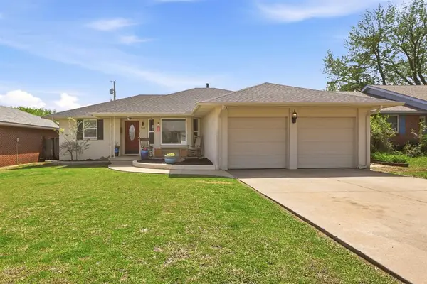 208 E 30th Street, Edmond, OK 73013