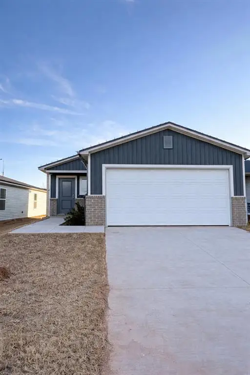 1219 Colt Drive, Guthrie, OK 73044