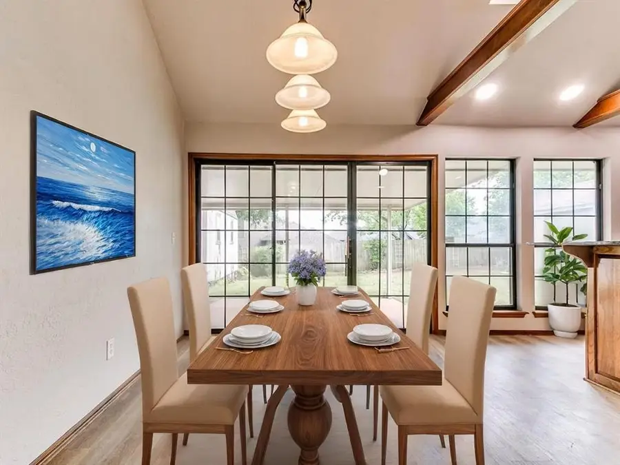 1820 E Main Street, Moore, OK 73160 - #2