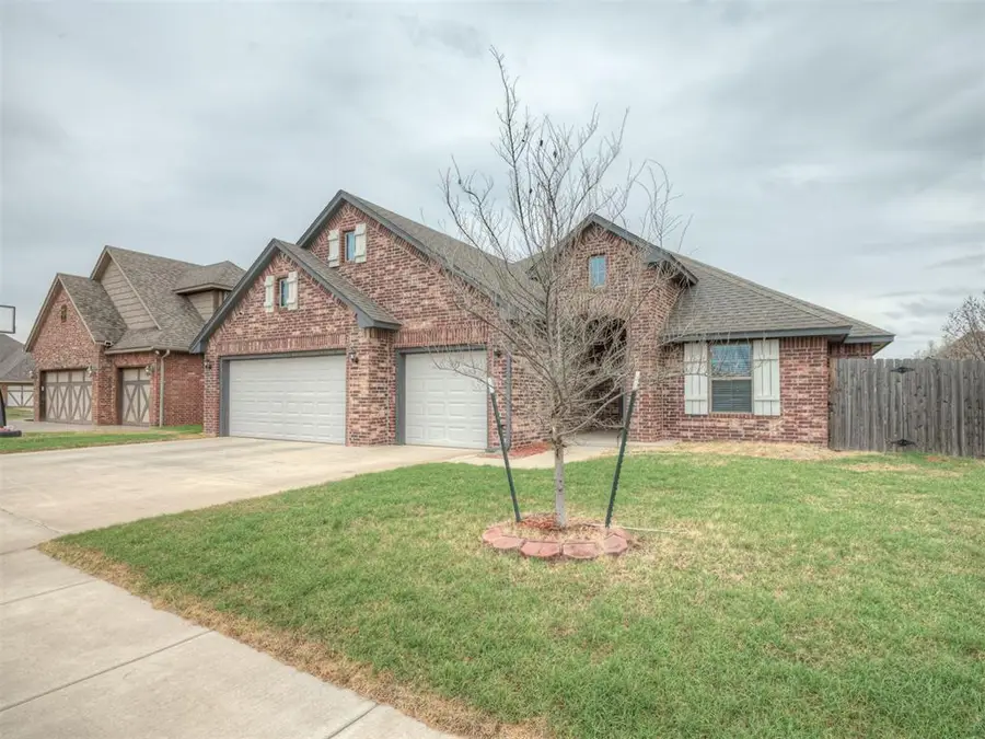 10925 SW 20th Street, Yukon, OK 73099 - #2