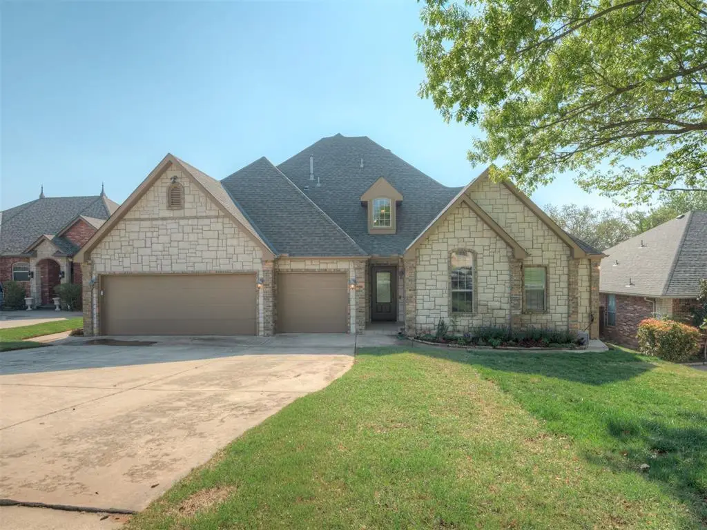 3048 Garden Vista, Edmond, OK 73034 - #1