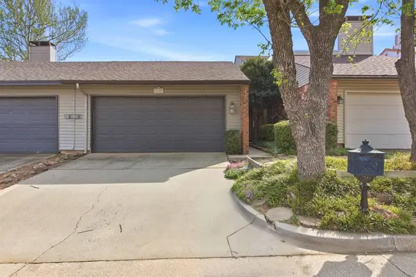 2100 Three Stars Road, Edmond, OK 73034