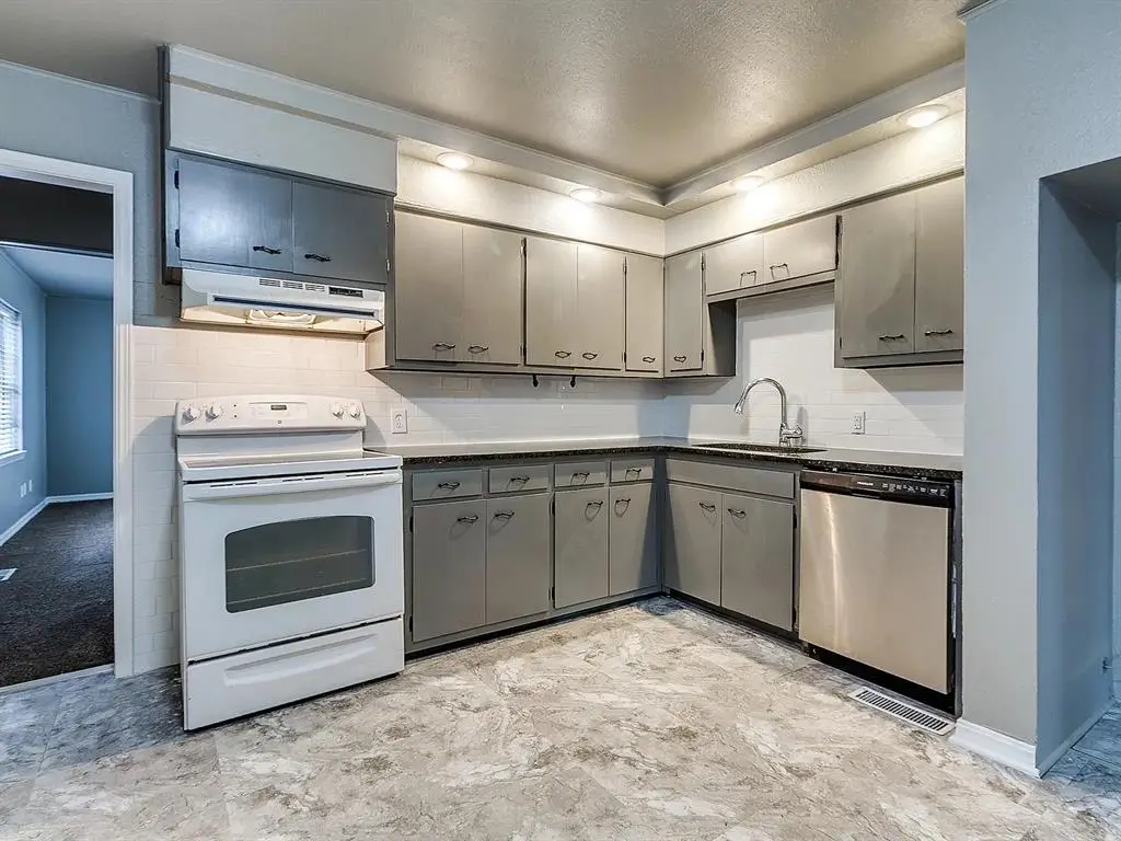 4221 NW 15th Street, Oklahoma City, OK 73107 - #1