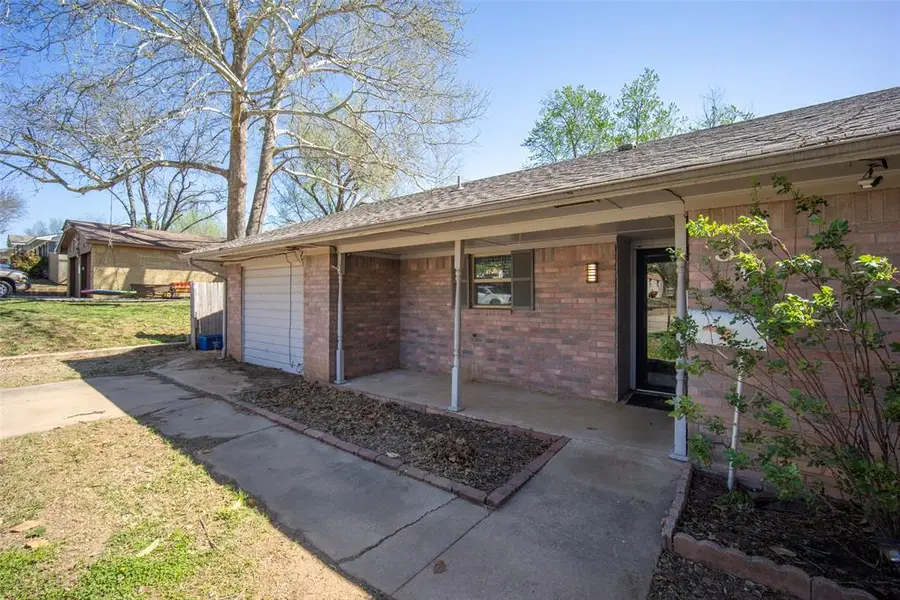 30 Seneca Drive, Shawnee, OK 74801 - #2
