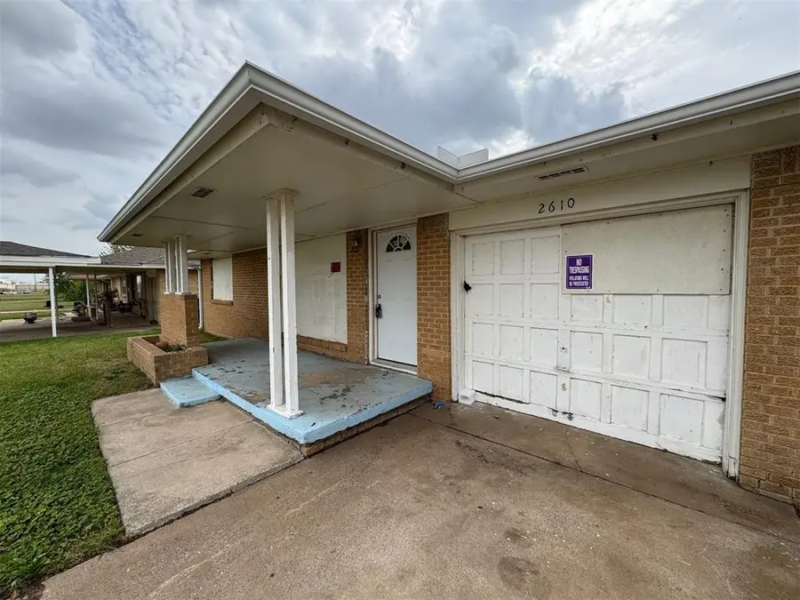 2610 NW Wesley Avenue, Lawton, OK 73505 - #2
