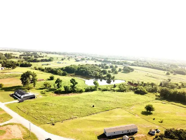 W Creek Crossing Trail Trail, Blanchard, OK 73010