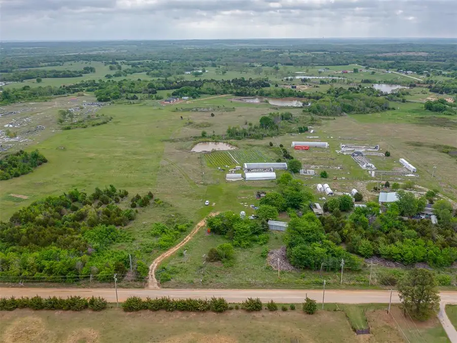 28725 Johnson Road, Maud, OK 74854 - #2