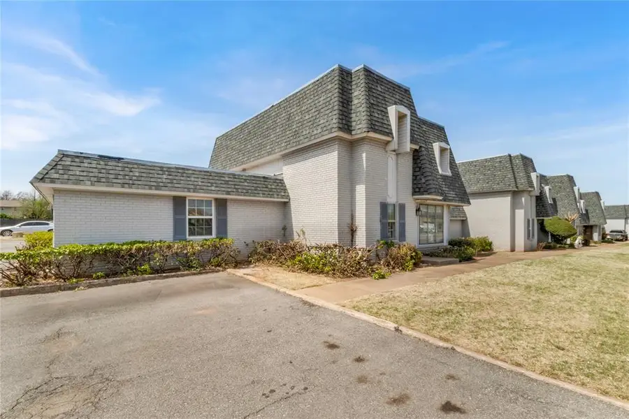 11329 N May Avenue, Oklahoma City, OK 73120 - #2